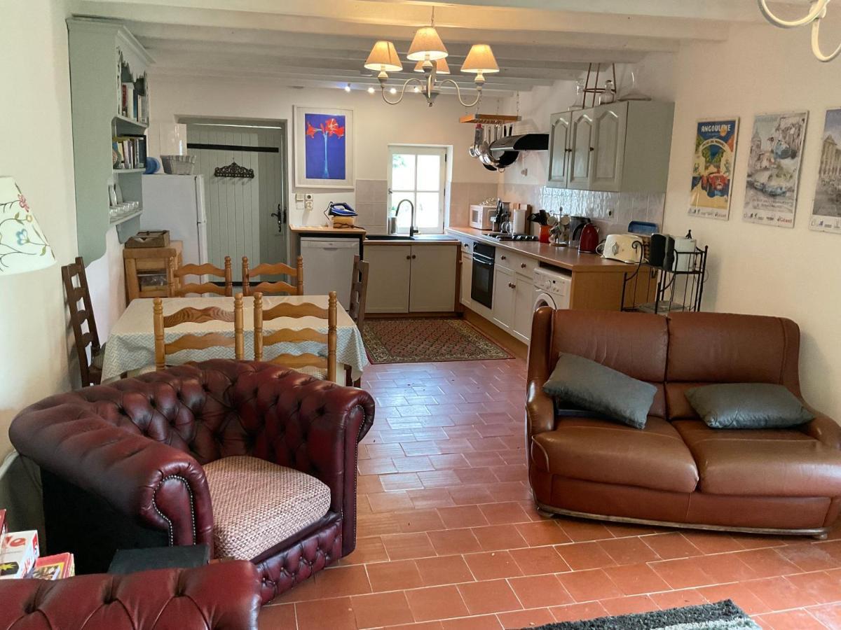 Les Petits Vingnes Villa Edon Exterior photo